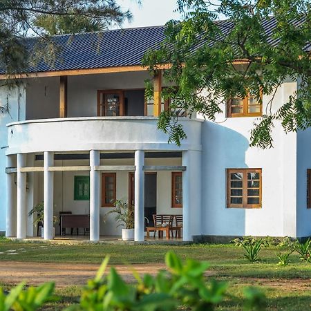 Kayjay Palms Hotel Passikudah Ngoại thất bức ảnh