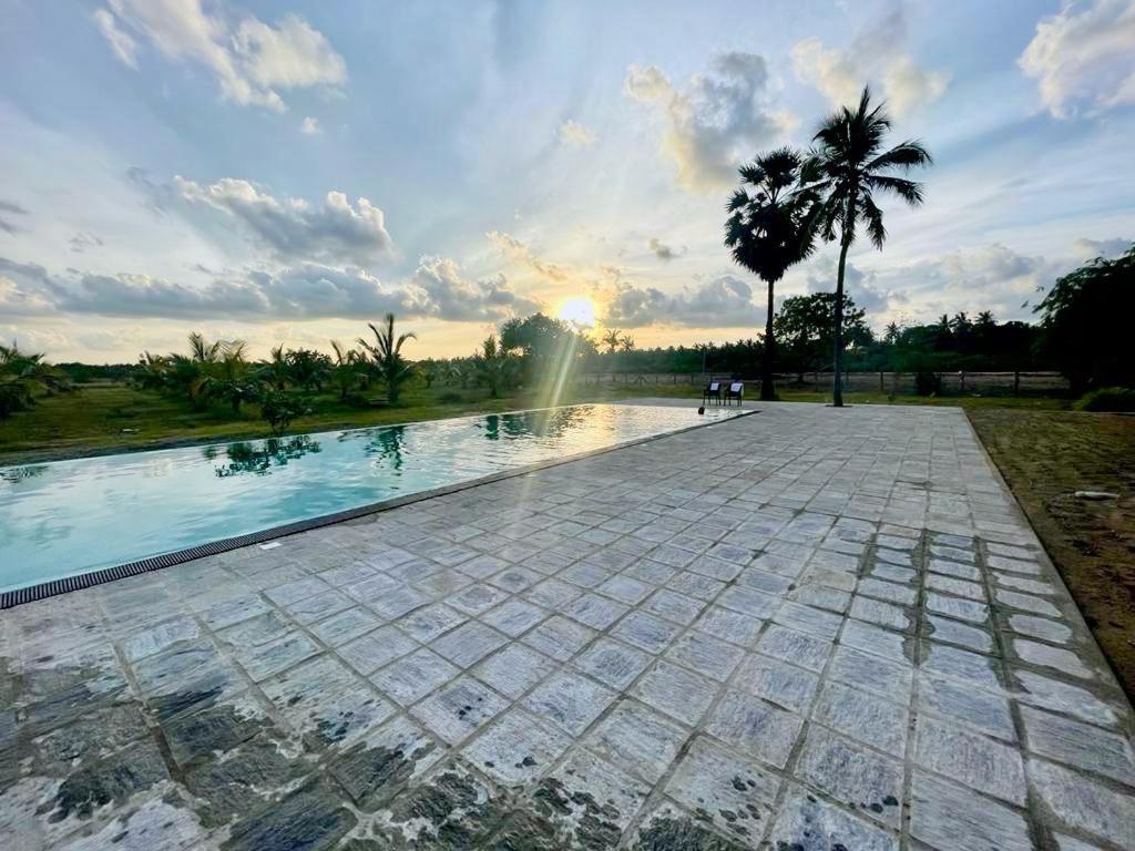 Kayjay Palms Hotel Passikudah Ngoại thất bức ảnh