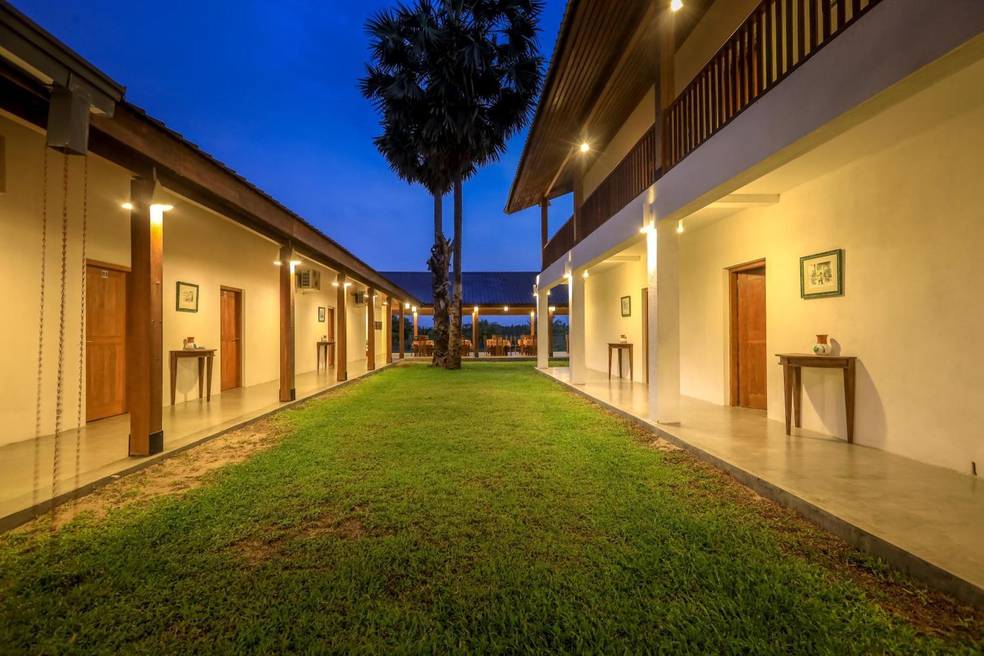 Kayjay Palms Hotel Passikudah Ngoại thất bức ảnh